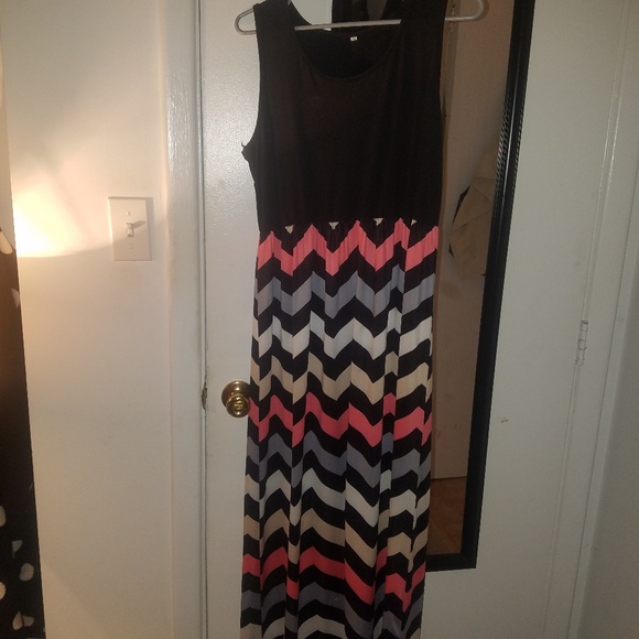 Maxi dress - Picture 4 of 4
